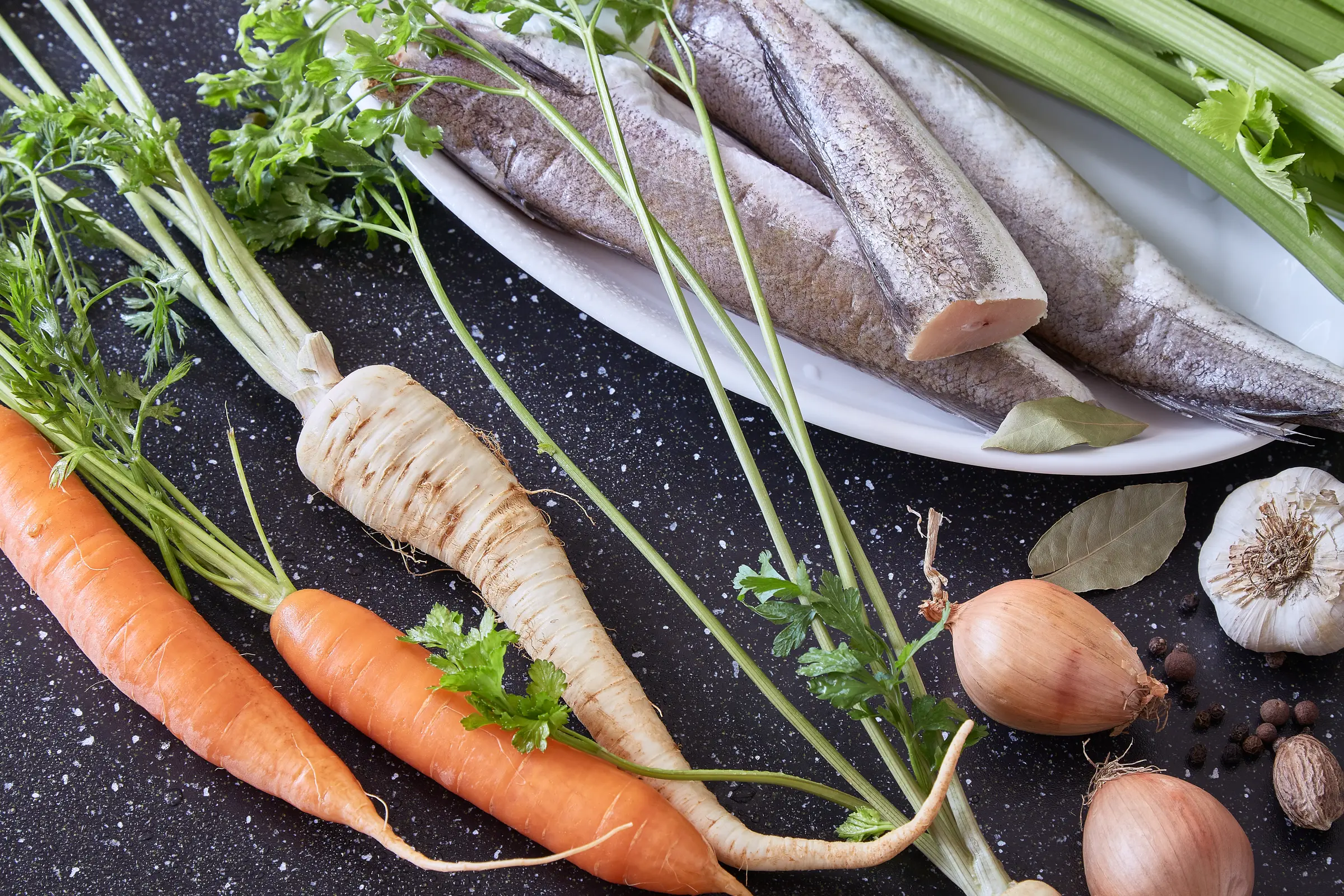 Suroviny na rybí polévku